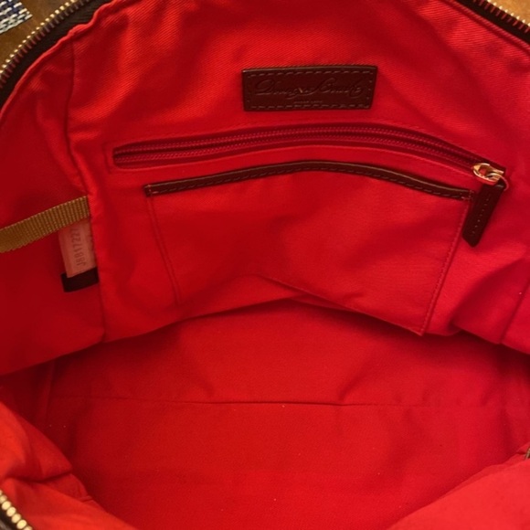 Dooney and Bourke Sutton Sydney Satchel purse. - Picture 9 of 16